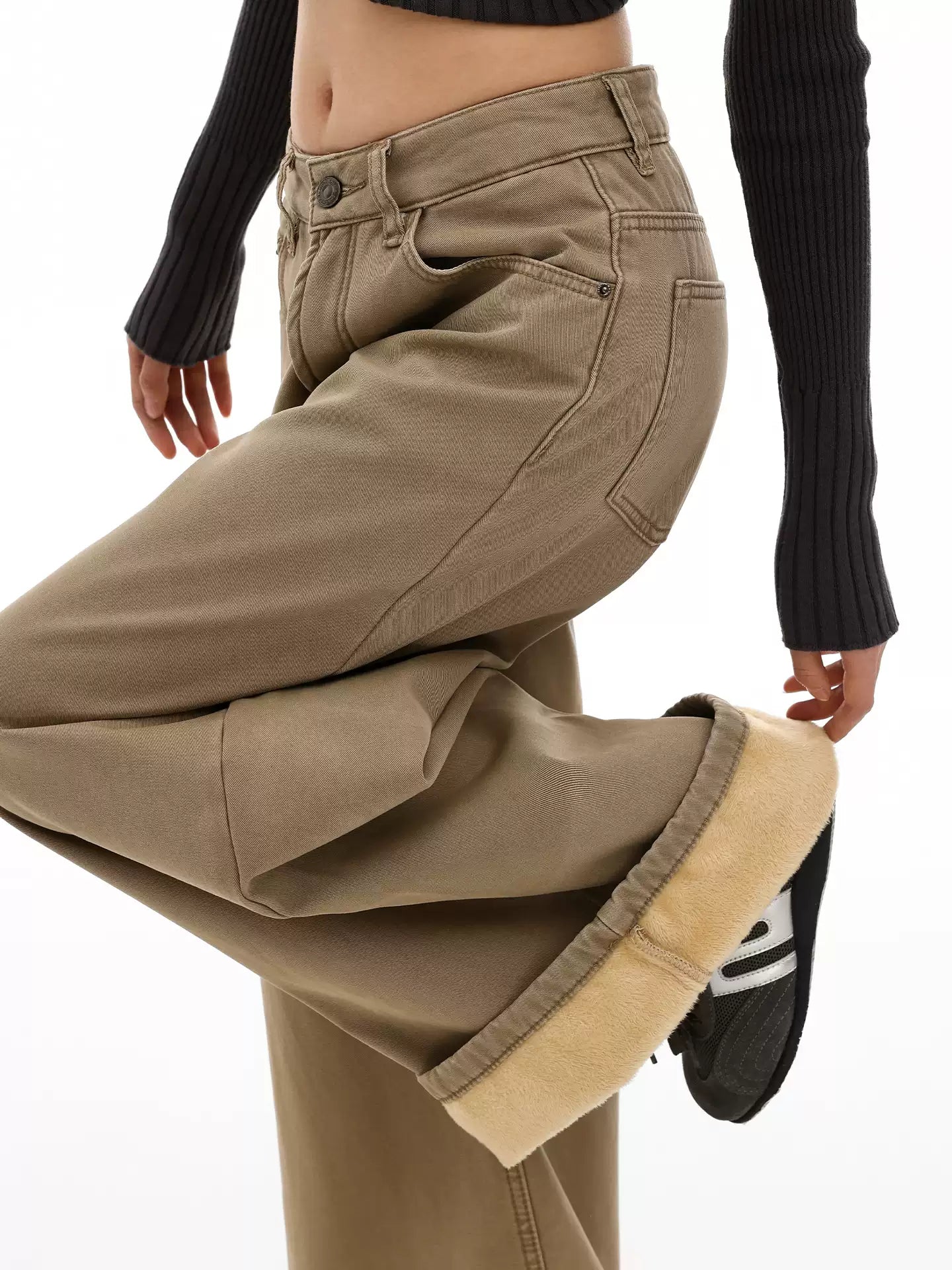 Retro low-rise wide-leg jeans