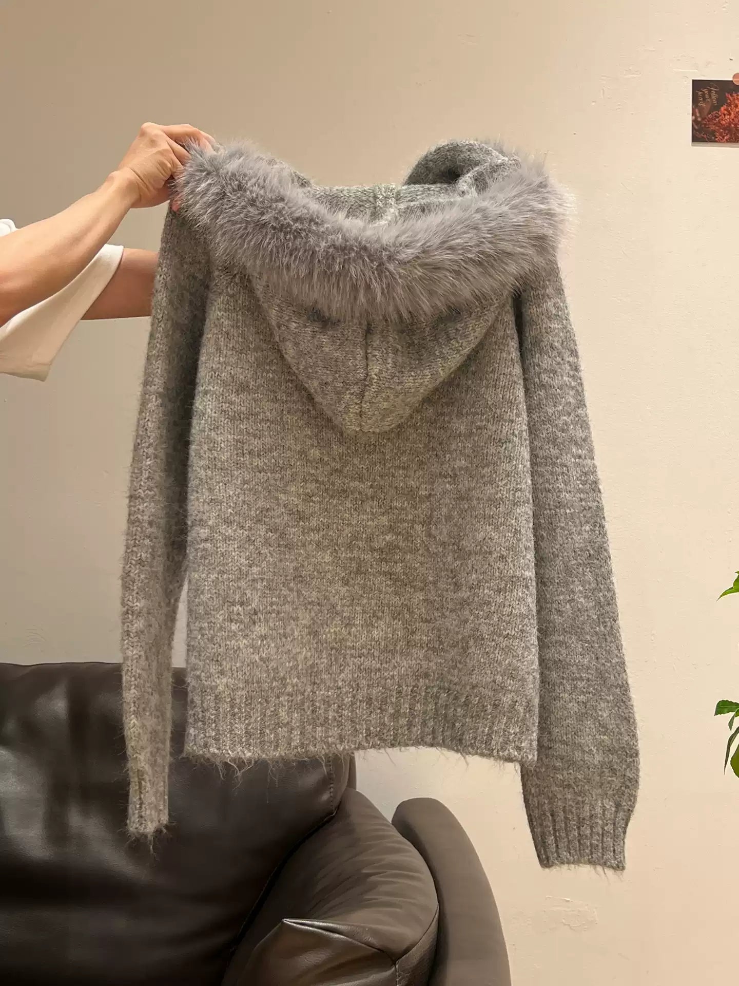 Hooded fur collar knit cardigan