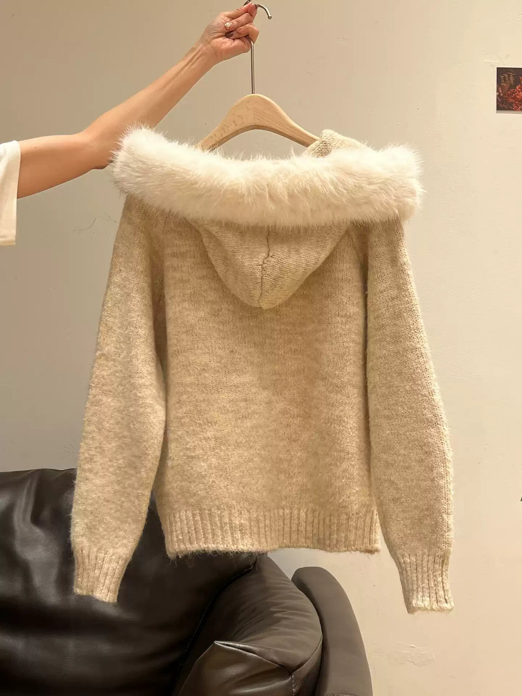 Hooded fur collar knit cardigan