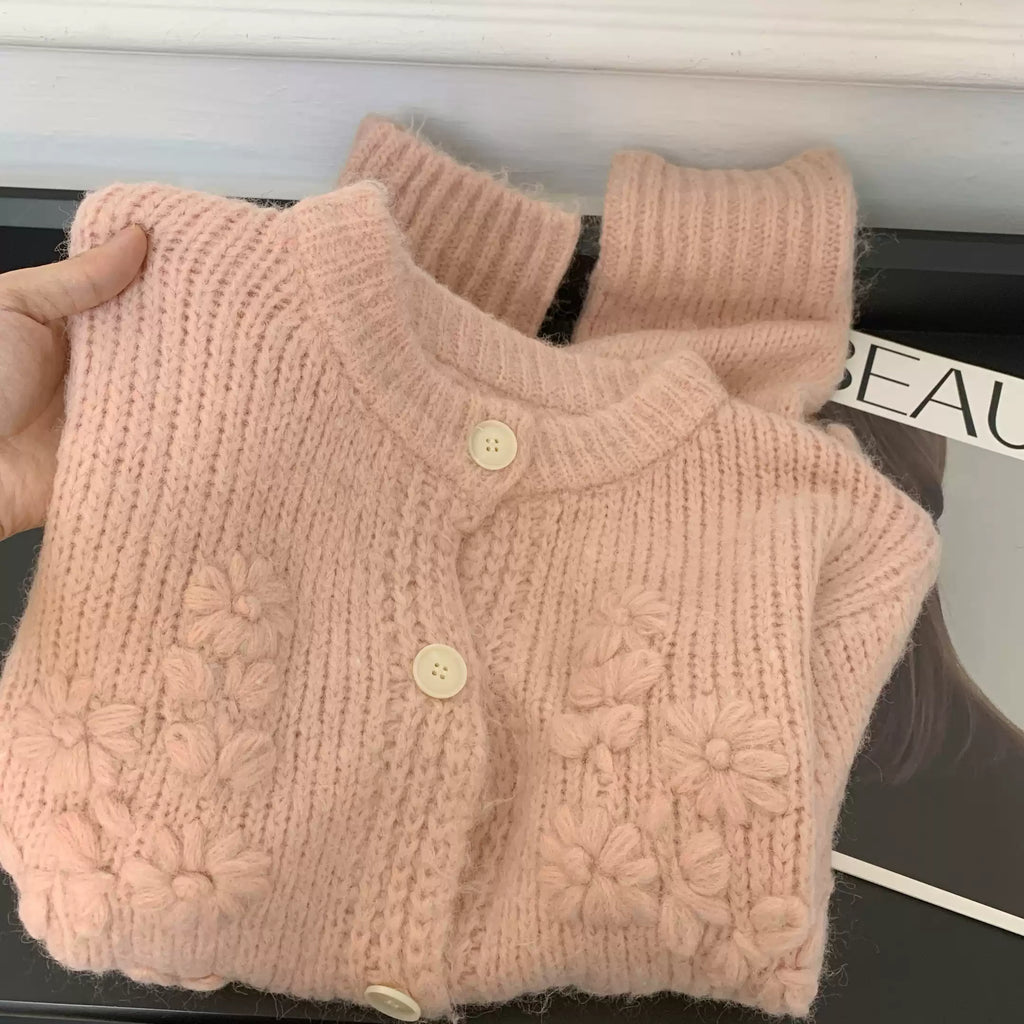 3D Embroidered Jacquard Knit Cardigan