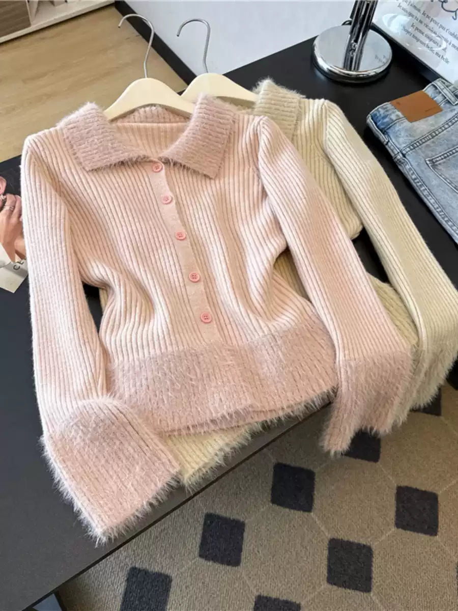 Collared knitted cardigan